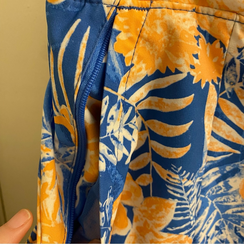 Columbia PFG Floral Shorts Size Small - Picture 2 of 5